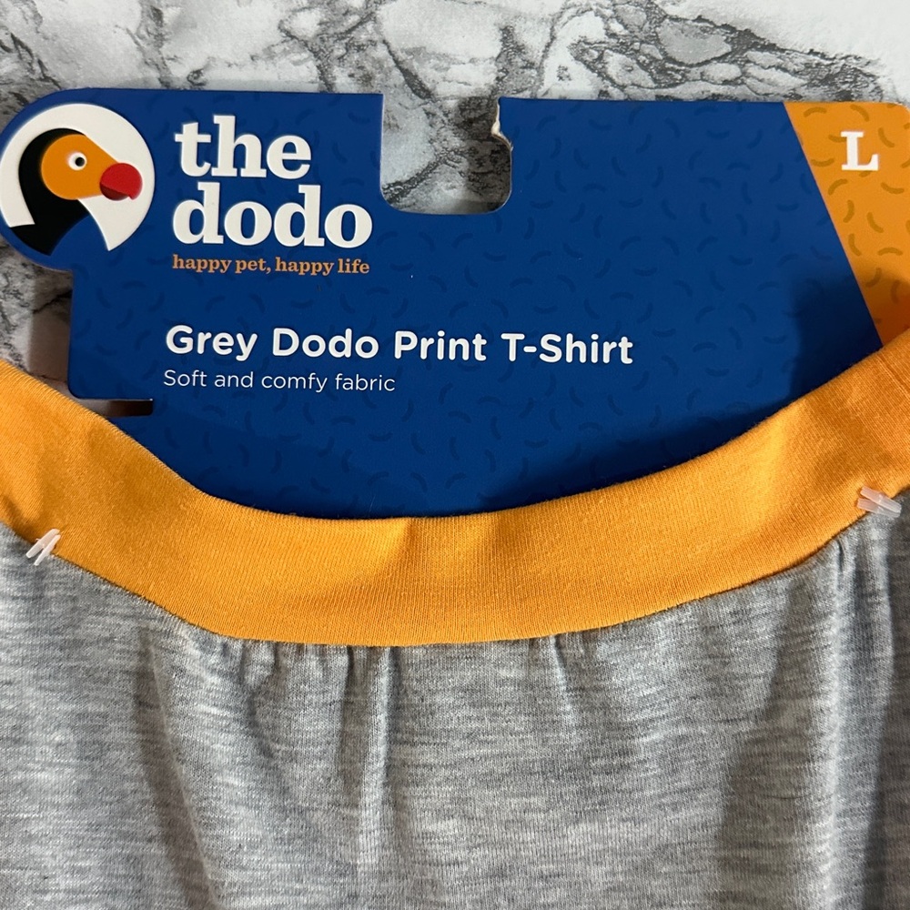 The Dodo ‘Favorite Family Member' Grey Dog T-Shirt with Yellow Trim Size L - Picture 8 of 12
